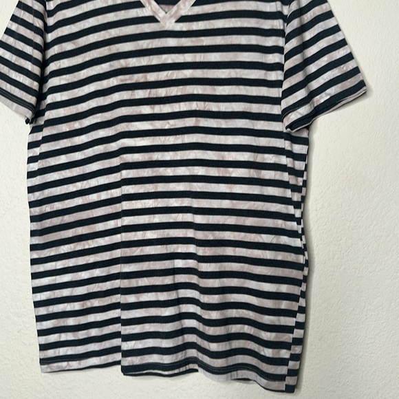 NWOT Drifter Men’s Striped VNeck Tee Black Tan Size Large - Picture 6 of 11